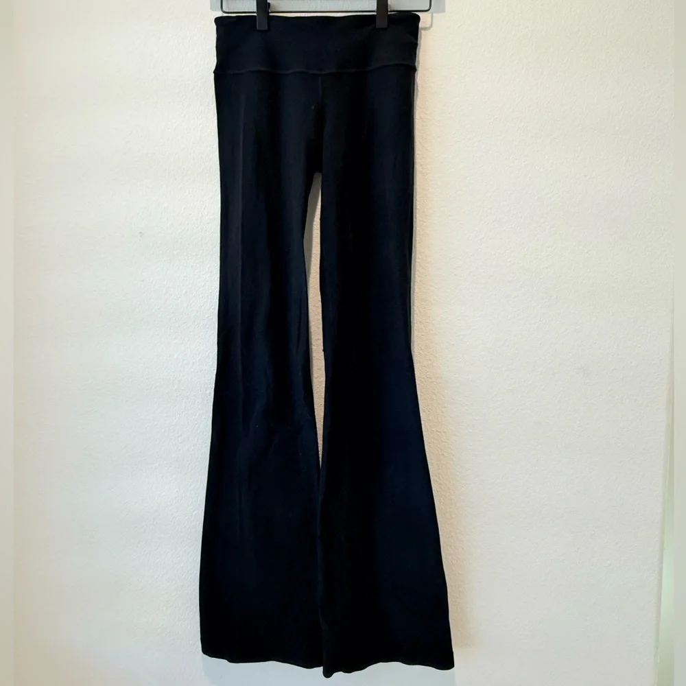 LULULEMON groove reversible black flare legging yoga pants